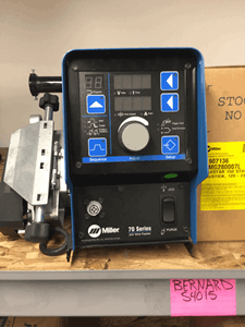 Get the ability to switch between 2 welding parameter with the Miller S-74 DX FEEDER 300618